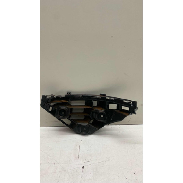 Guia Pára-choque Traseiro Esquerdo Virtus 2018