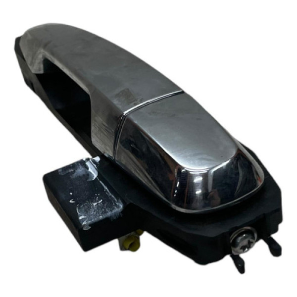 Maçaneta Traseira Direita New Triton 2018/19/20 A 2023