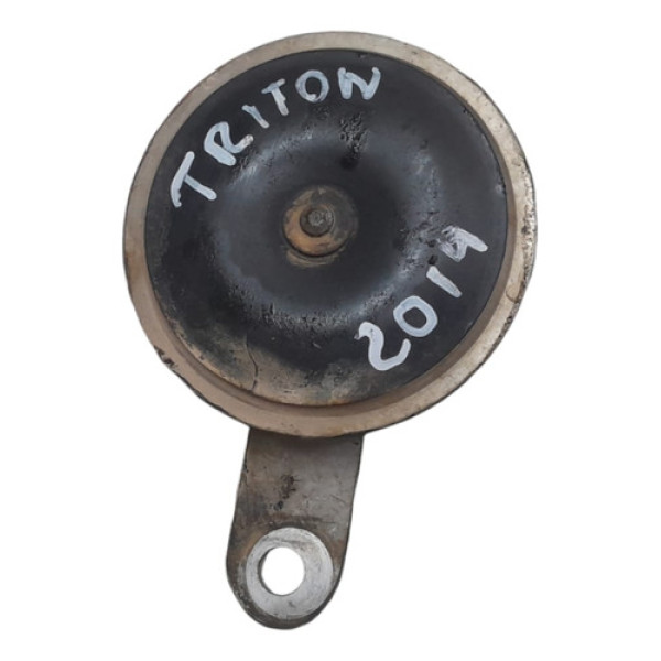 Buzina L200 Triton 2013 2014 2015 A 2017