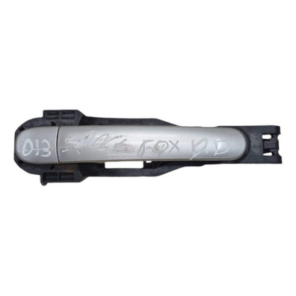 Maçaneta Porta Dianteira Direita Spacefox 2012 A 2014 Avaria