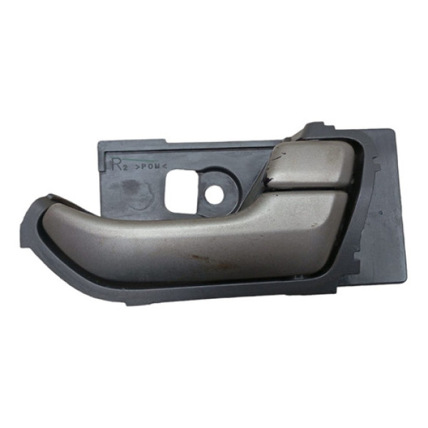 Maçaneta Interna Dianteira Direita S10 2012 A 2016