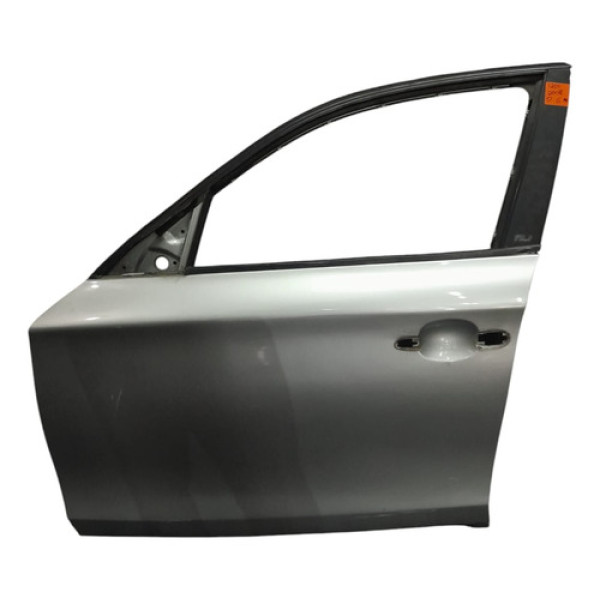 Porta Dianteira Esquerda Motorista Bmw 120i 2008 2009 A 2011