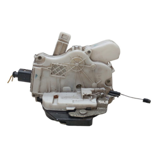 Trava Porta Traseira Esquerda Spacefox 2012 2013 A 2014