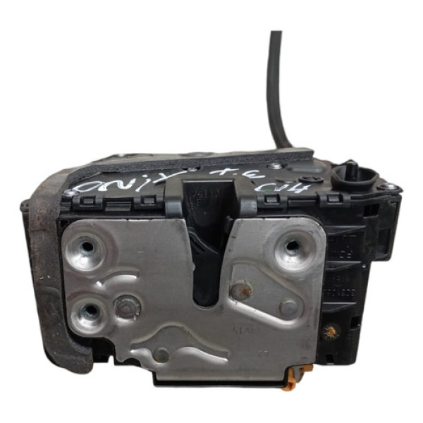 Fechadura Porta Traseira Esquerda Ônix 2014 A 2017